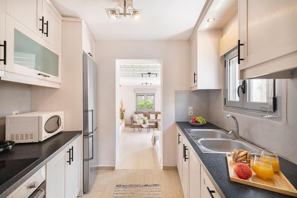 Van Louis Place Vathi  Exterior photo